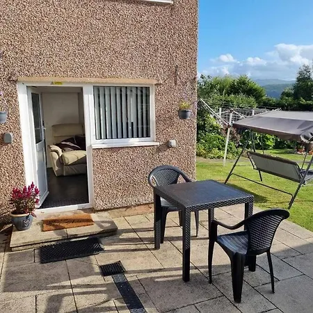 Ann'S Garden Flat Apartment Deganwy Exterior photo