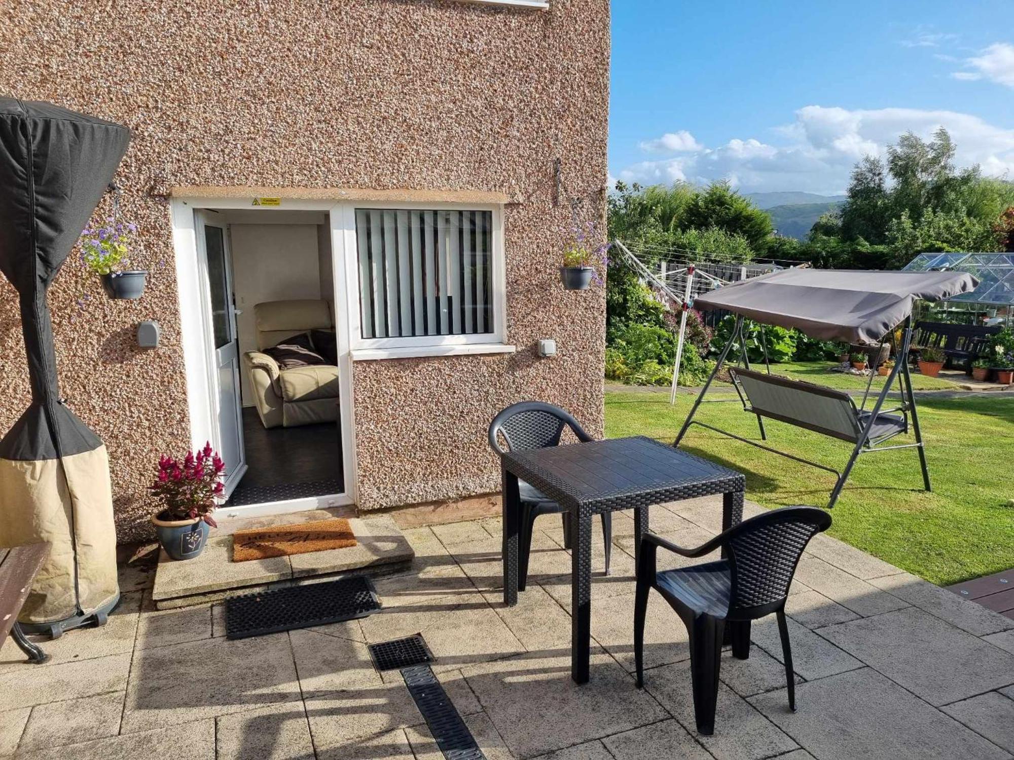 Ann's Garden Flat Deganwy